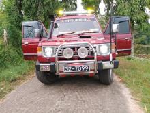 Mitsubishi Pajero 1989 SUV