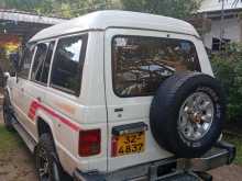 Mitsubishi Pajero 1988 SUV