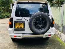 https://riyasewana.com/uploads/mitsubishi-pajero-259571022692.jpg