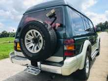 https://riyasewana.com/uploads/mitsubishi-pajero-26123716736.jpg