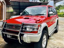 Mitsubishi Pajero 2800 TURBO 0 SUV