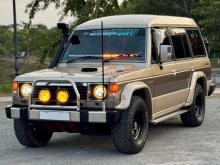 Mitsubishi Pajero 1985 SUV
