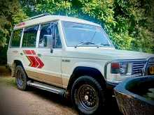 Mitsubishi Pajero 1989 SUV