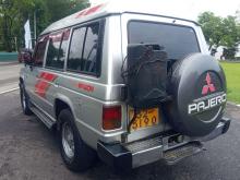 https://riyasewana.com/uploads/mitsubishi-pajero-30905546353.jpg