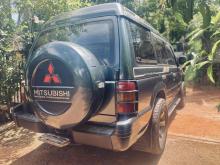 https://riyasewana.com/uploads/mitsubishi-pajero-410511424681.jpg