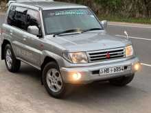 Mitsubishi Pajero 2000 SUV