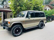 Mitsubishi Pajero 1989 SUV