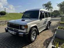 https://riyasewana.com/uploads/mitsubishi-pajero-48054822622.jpg