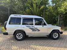 https://riyasewana.com/uploads/mitsubishi-pajero-48054822783.jpg