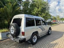 https://riyasewana.com/uploads/mitsubishi-pajero-48061924391.jpg