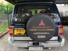 https://riyasewana.com/uploads/mitsubishi-pajero-4d56-181641156046.jpg