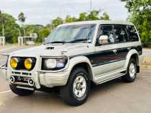Mitsubishi Pajero 4m40 V46 1994 SUV