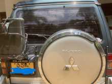 Mitsubishi Pajero 4M40 1994 SUV