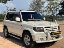 Mitsubishi Pajero 2000 SUV