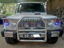 Mitsubishi Pajero 1989 SUV