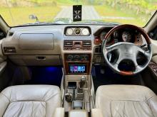 https://riyasewana.com/uploads/mitsubishi-pajero-713272617855.jpg