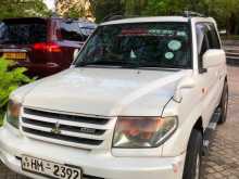 Mitsubishi PAJERO 2000 SUV