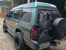 https://riyasewana.com/uploads/mitsubishi-pajero-8131914514.jpg