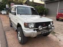 Mitsubishi Pajero 1993 SUV