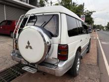https://riyasewana.com/uploads/mitsubishi-pajero-819363324392.jpg