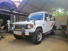 Mitsubishi Pajero 1985 SUV
