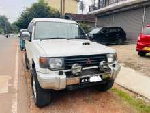 Mitsubishi Pajero 1993 SUV