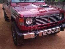 Mitsubishi Pajero Clo48 1986 SUV