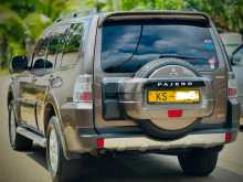 https://riyasewana.com/uploads/mitsubishi-pajero-exeed-2011-520040812043.jpg