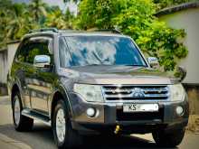 Mitsubishi Montero 2011 SUV