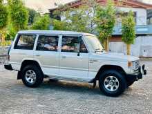 https://riyasewana.com/uploads/mitsubishi-pajero-flatroof-1985-2318293312792.jpg