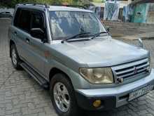 Mitsubishi Pajero GDI 2000 SUV
