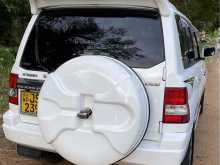 https://riyasewana.com/uploads/mitsubishi-pajero-gdi-1115555922693.jpg