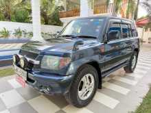 https://riyasewana.com/uploads/mitsubishi-pajero-gdi-2000-1011020012653.jpg