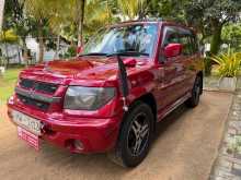 https://riyasewana.com/uploads/mitsubishi-pajero-gdi-2000-131210912243.jpg