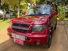 Mitsubishi Pajero GDI Montero 2000 SUV