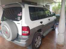 Mitsubishi Pajero GDI 2000 SUV