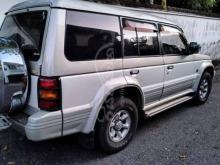 https://riyasewana.com/uploads/mitsubishi-pajero-intercooler-1992-114401812323198.jpg