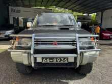 https://riyasewana.com/uploads/mitsubishi-pajero-intercooler-1994-3115305712842.jpg