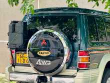 https://riyasewana.com/uploads/mitsubishi-pajero-intercooler-1995-2910303412054.jpg