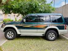 https://riyasewana.com/uploads/mitsubishi-pajero-intercooler-1995-2910303412812.jpg