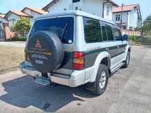 https://riyasewana.com/uploads/mitsubishi-pajero-intercooler-1996-307363312744.jpg