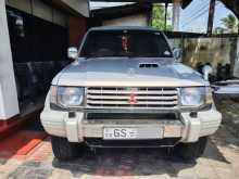https://riyasewana.com/uploads/mitsubishi-pajero-intercooler-1996-713464212992.jpg