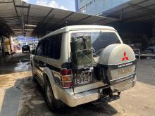 https://riyasewana.com/uploads/mitsubishi-pajero-intercooler-614593217504.jpg