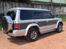 Mitsubishi Pajero Intercooler 2800 CC Turbo 4M40 1995 SUV