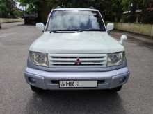 Mitsubishi Pajero IO 2000 SUV