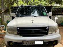 Mitsubishi Pajero IO 2000 SUV