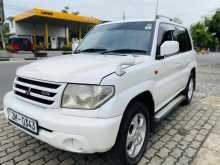 Mitsubishi Pajero IO 2002 SUV