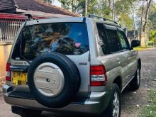 Mitsubishi Pajero IO 2000 SUV