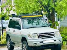 Mitsubishi Pajero IO 1998 SUV