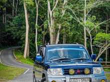 Mitsubishi Pajero Io 1999 SUV